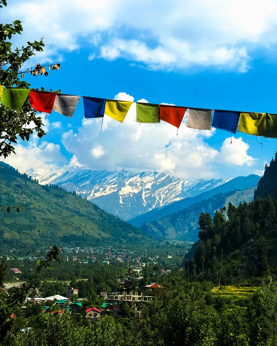 Lovers’ Paradise: Why Manali is India’s Ultimate Honeymoon Capital