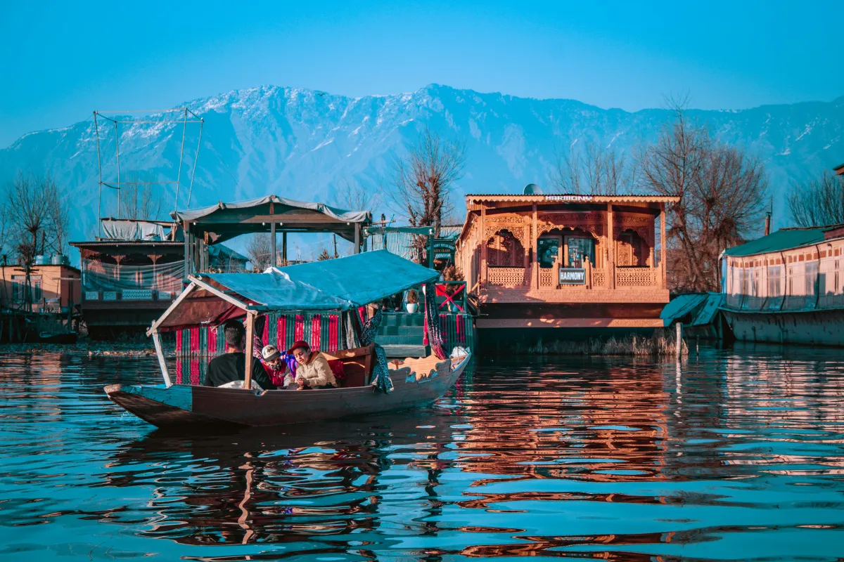Experience Kashmir: Ultimate Guide to the "Paradise on Earth"