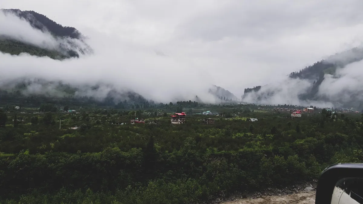 Escape to Sajla: 3-Day Manali Quickie